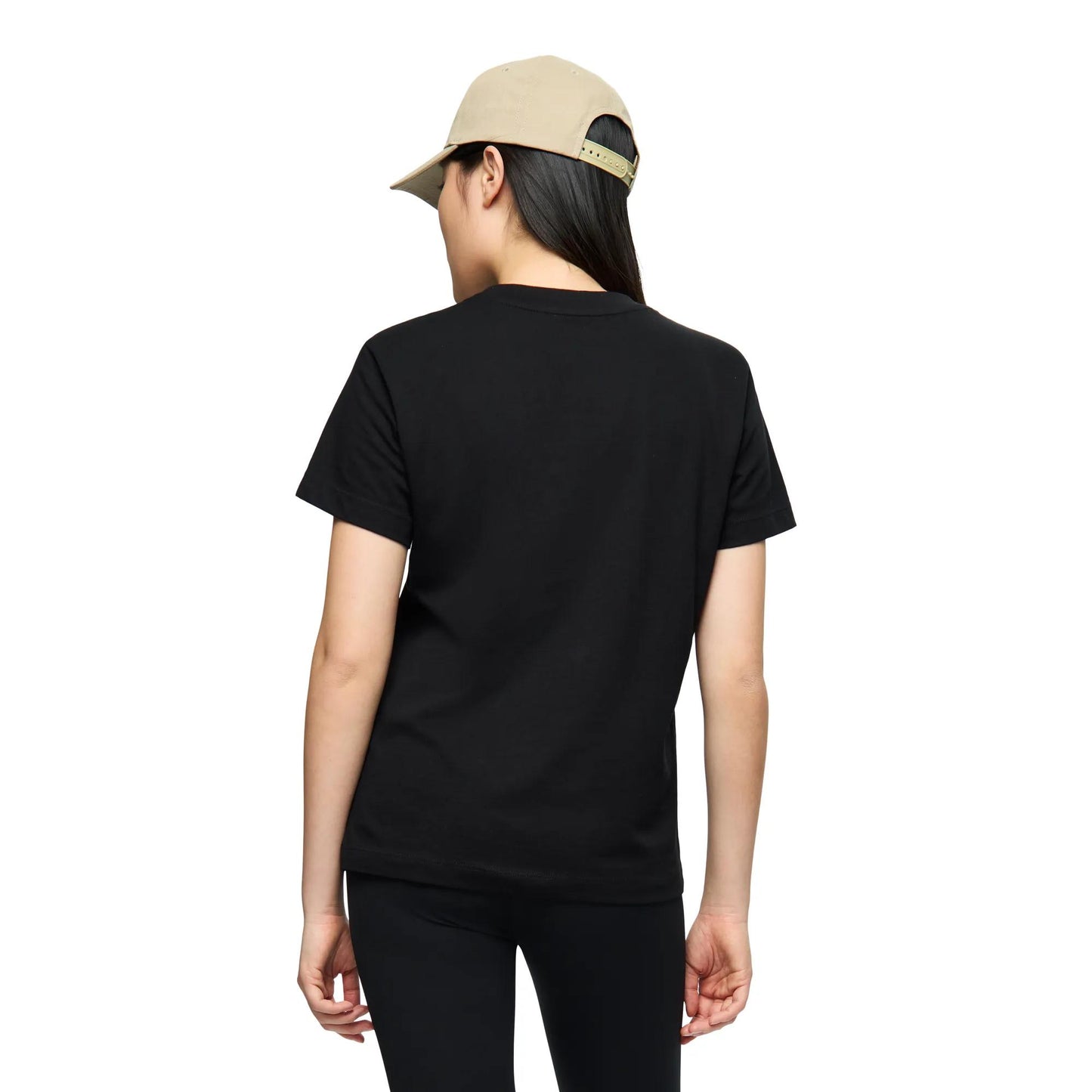 Women's Retro Adventure Graphic Tee - US 8592